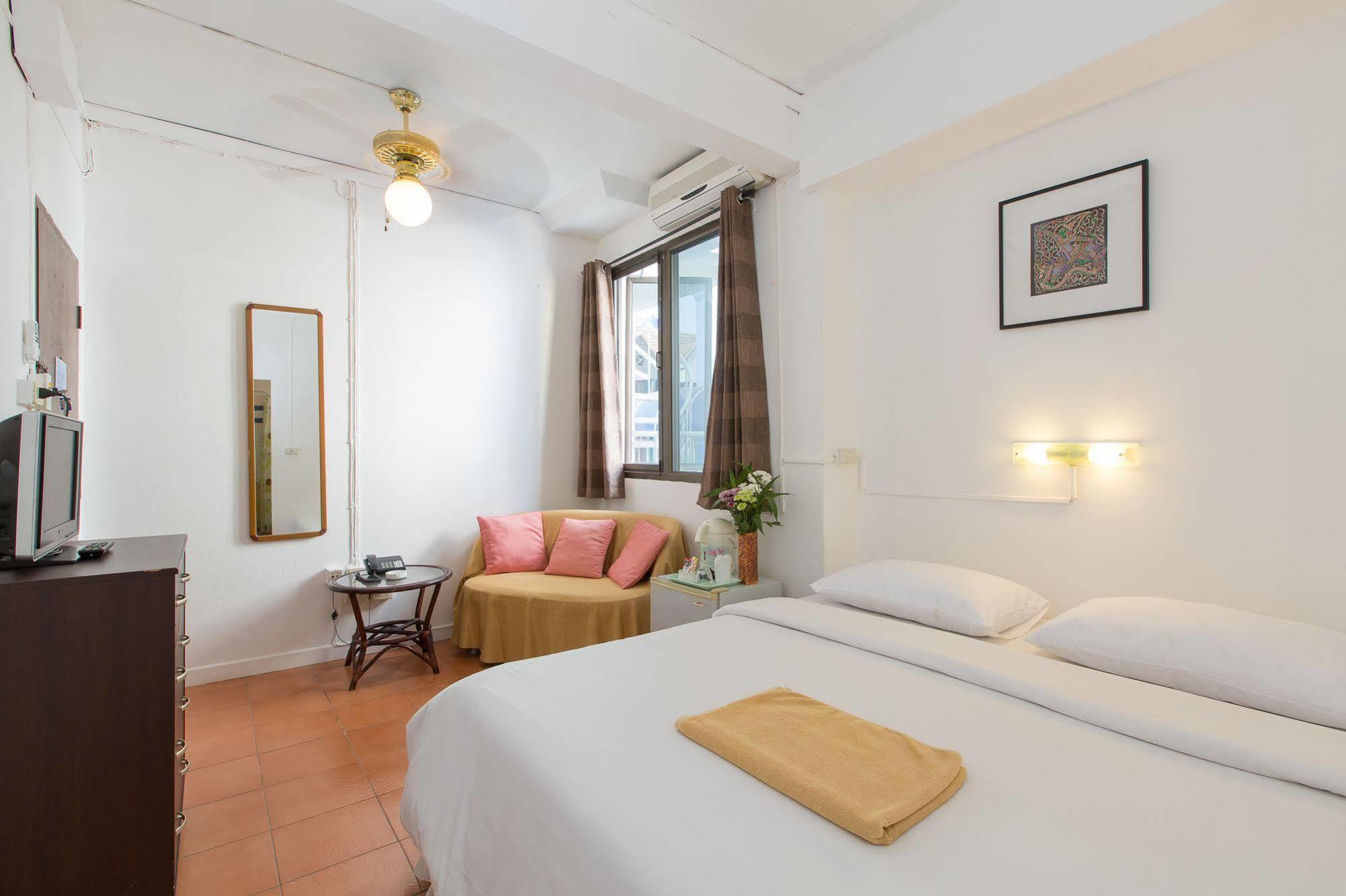 Standard King Room
